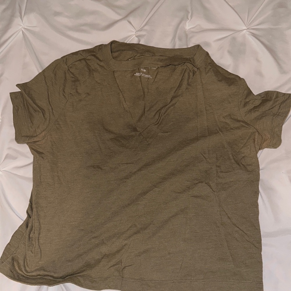 Olive green Aeropostale short sleeve top